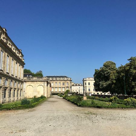 Apartmán Mirmont Greek Style Bordeaux Exteriér fotografie