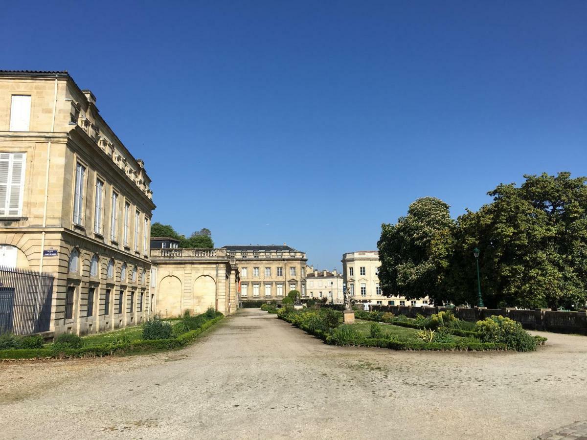 Apartmán Mirmont Greek Style Bordeaux Exteriér fotografie