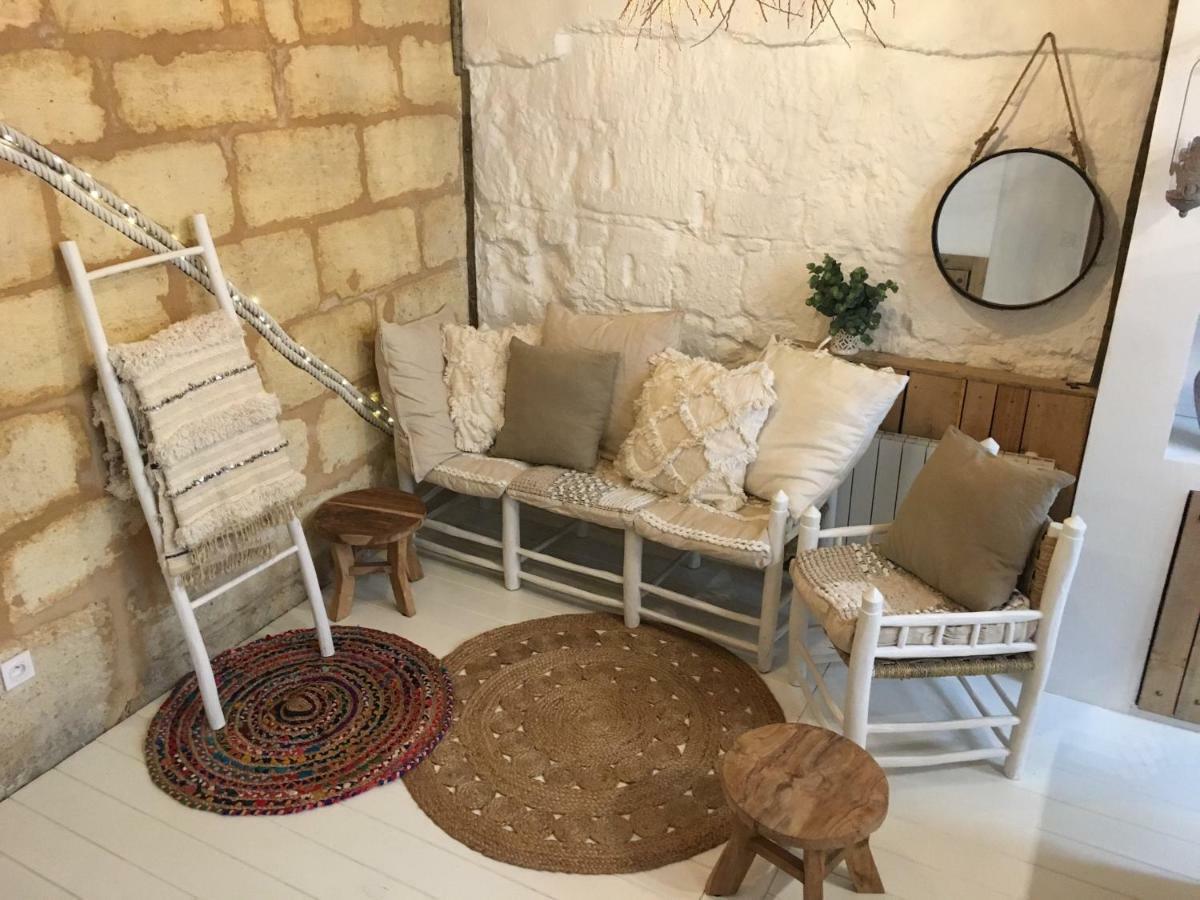 Apartmán Mirmont Greek Style Bordeaux Exteriér fotografie