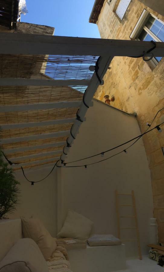 Apartmán Mirmont Greek Style Bordeaux Exteriér fotografie